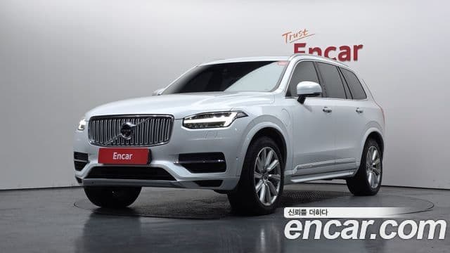 Volvo XC90 2018 — ფოტო 1/20