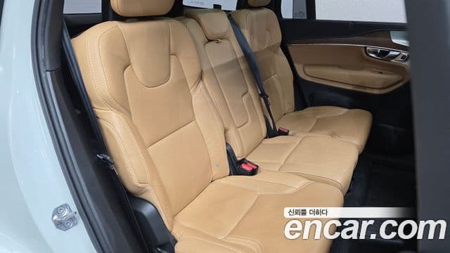 Volvo XC90 2018 — ფოტო 12/20