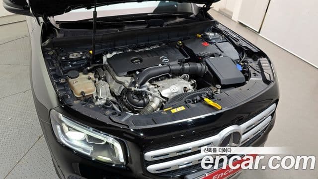 Mercedes-Benz GLB-Class 2021 — Фото 6/20