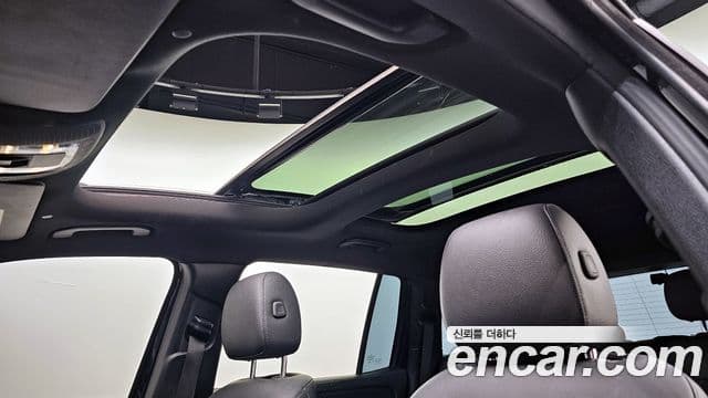 Mercedes-Benz GLB-Class 2021 — Фото 19/20