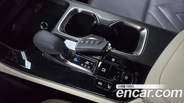 Lexus NX350h 2023 — Şəkil 9/20