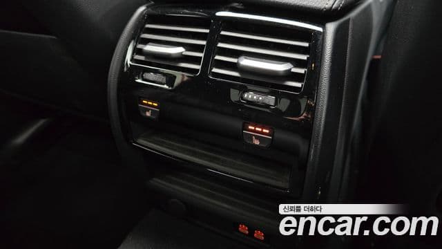 BMW 5 Series 2023 — Şəkil 18/20