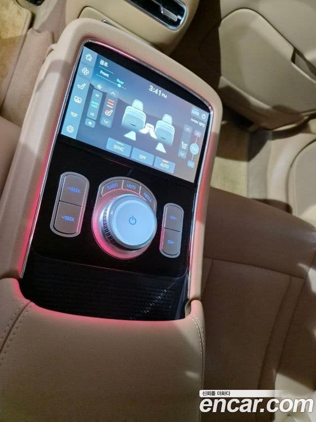 Genesis G90 2023 — Şəkil 14/20