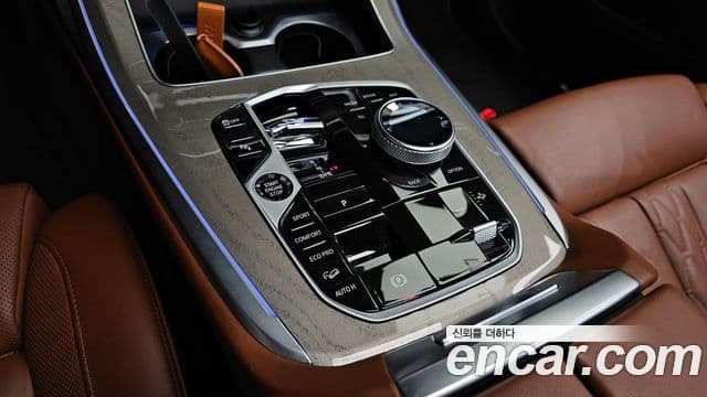 BMW X7 2024 — ფოტო 9/20