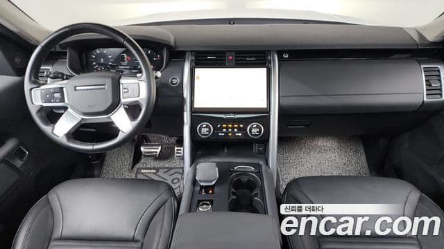 Land Rover Discovery 5 2022 — фото 10 из 20