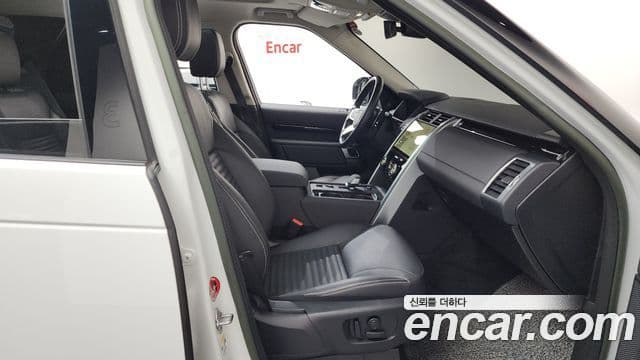 Land Rover Discovery 5 2022 — ფოტო 11/20