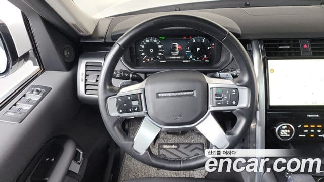 Land Rover Discovery 5 2022 — ფოტო 13/20