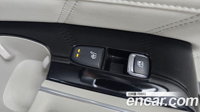 Kia Sorento 2021 — ფოტო 19/20