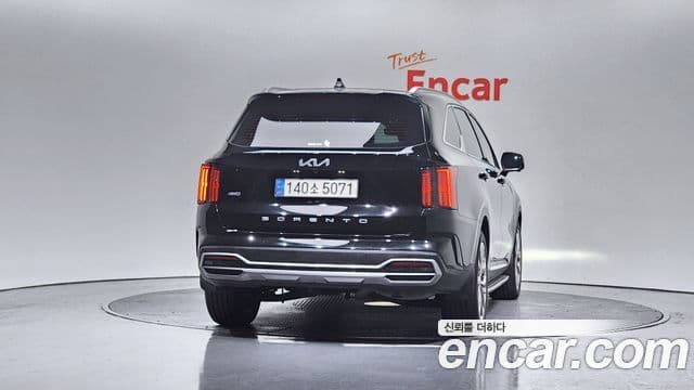 Kia Sorento 2022 — ფოტო 4/20