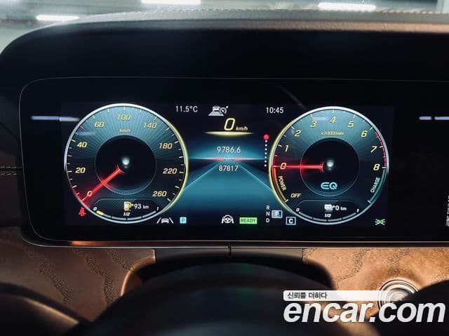 Mercedes-Benz E-Class 2021 — фото 7 из 20