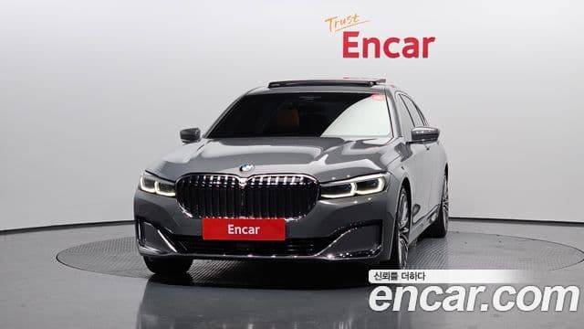 BMW 7 Series 2021 — Photo 15/20