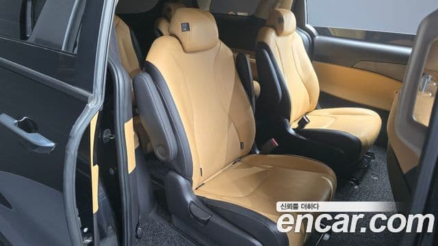 Kia Carnival 2022 — Şəkil 12/20