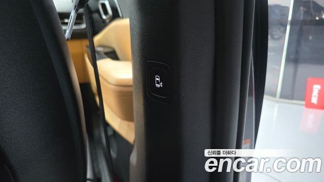 Kia Carnival 2022 — Şəkil 18/20