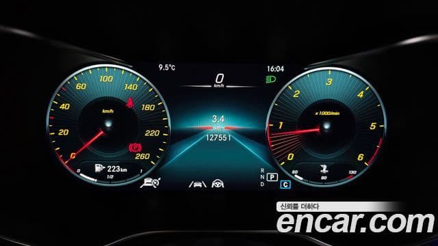 Mercedes-Benz GLC-Class 2021 — ფოტო 8/20