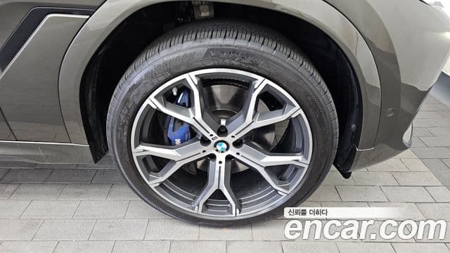 BMW X6 2022 — ფოტო 5/20
