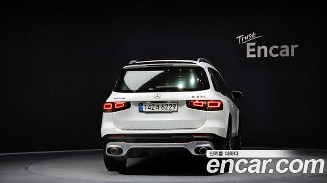 Mercedes-Benz GLB-Class 2021 — Şəkil 4/20