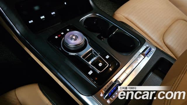 Kia Carnival 2021 — Фото 9/20