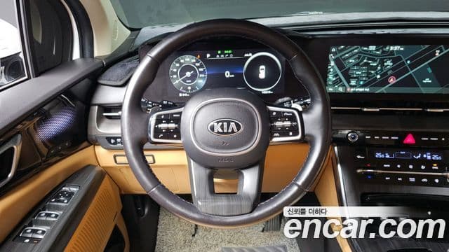 Kia Carnival 2021 — Фото 13/20