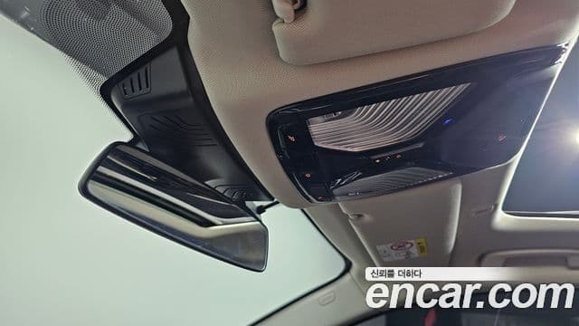BMW 5 Series 2020 — ფოტო 14/20