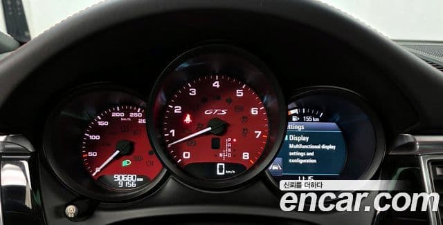 Porsche Macan 2018 — Photo 11/28