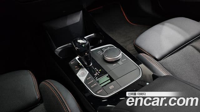 BMW 1 Series 2020 — ფოტო 9/20