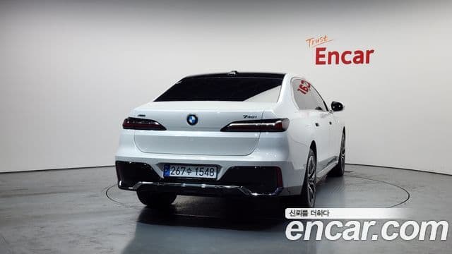 BMW 7 Series 2024 — ფოტო 4/20