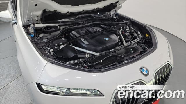 BMW 7 Series 2024 — ფოტო 6/20
