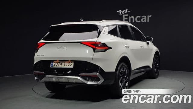 Kia Sportage 2023 — Şəkil 2/20