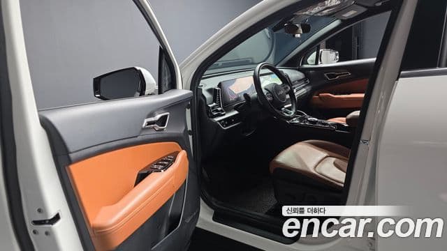 Kia Sportage 2023 — Şəkil 10/20
