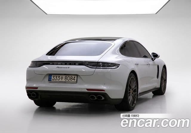 Porsche Panamera 2022 — Photo 10/20