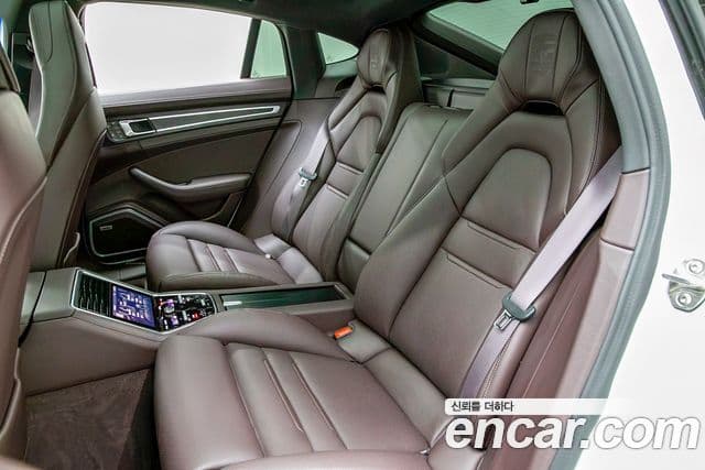 Porsche Panamera 2022 — Photo 13/20