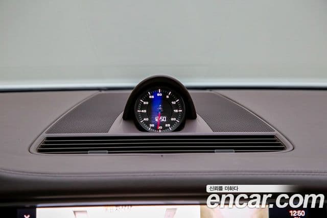 Porsche Panamera 2022 — Photo 20/20