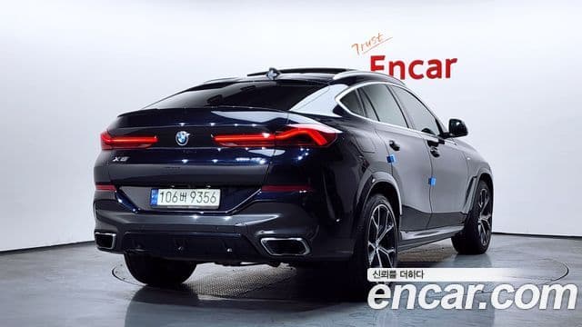 BMW X6 2021 — Photo 6/20