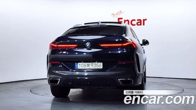 BMW X6 2021 — Photo 7/20