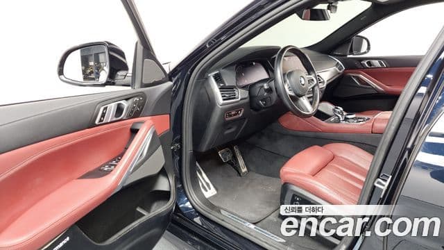 BMW X6 2021 — Photo 17/20