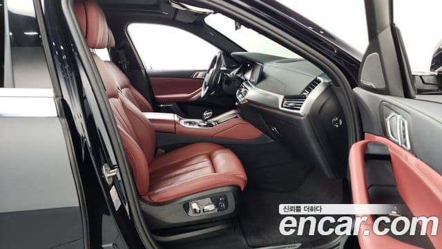 BMW X6 2021 — Photo 12/20