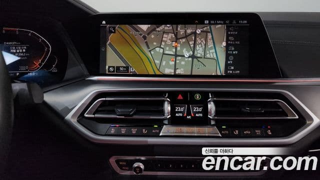 BMW X6 2021 — Photo 9/20