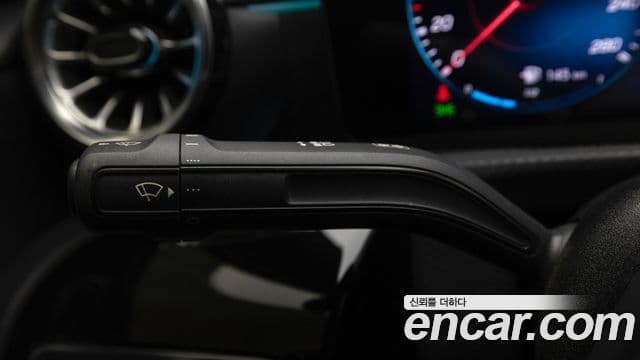 Mercedes-Benz A-Class 2021 — Şəkil 17/20