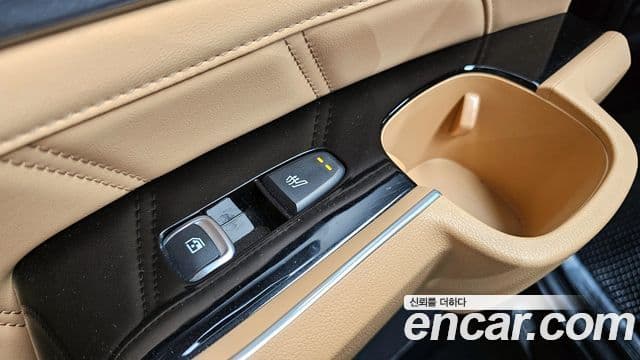 Kia Sorento 2021 — ფოტო 19/20