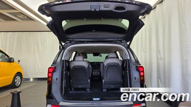 Kia Carnival 2024 — ფოტო 20/20