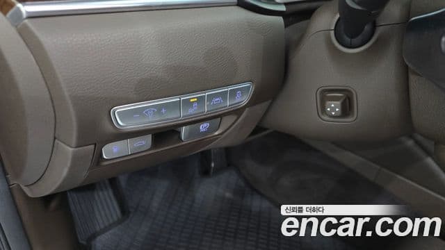 Kia The K9 2019 — ფოტო 14/20