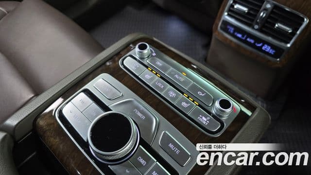 Kia The K9 2019 — ფოტო 19/20