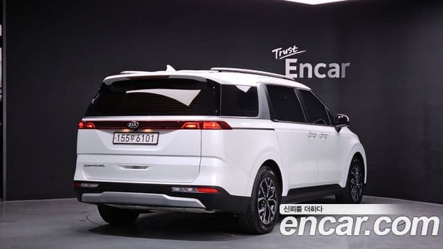 Kia Carnival 2020 — Фото 2/20