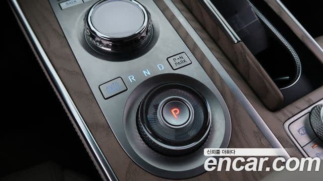 Genesis GV80 2023 — Şəkil 8/20