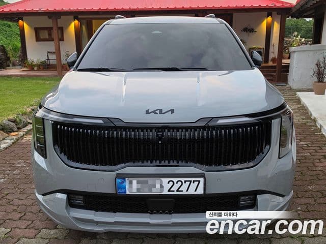 Kia Carnival 2024 — ფოტო 2/20