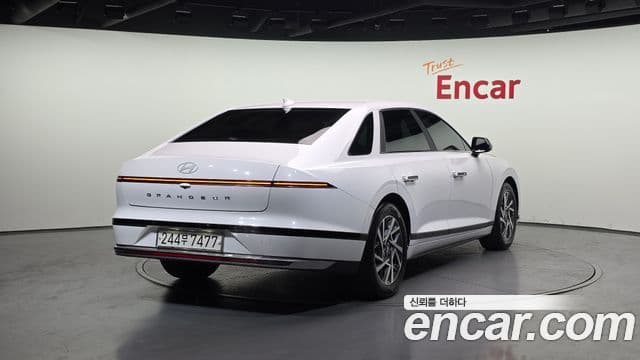 Hyundai Grandeur Hybrid 2024 — Photo 5/20