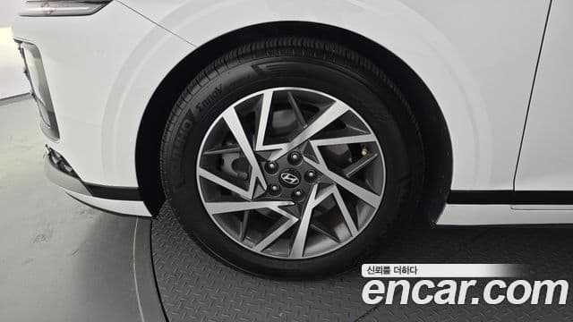 Hyundai Grandeur Hybrid 2024 — Photo 2/20