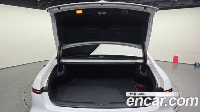 Hyundai Grandeur Hybrid 2024 — Photo 13/20