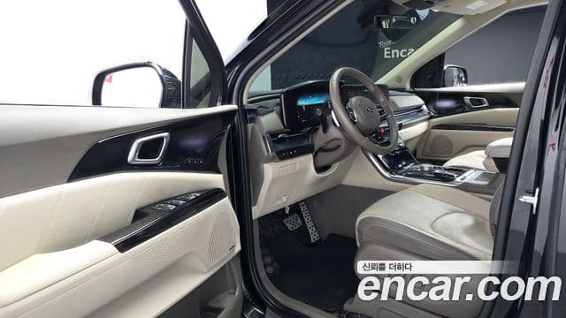 Kia Carnival 2021 — Şəkil 11/20