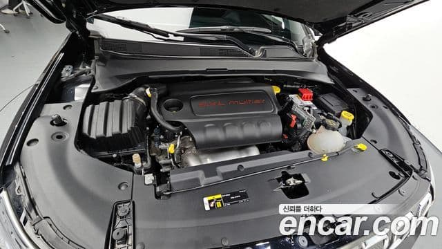 Jeep Compass 2022 — ფოტო 6/20